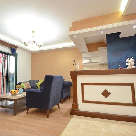 Apartments Lux S Τίβατ Εξωτερικό φωτογραφία
