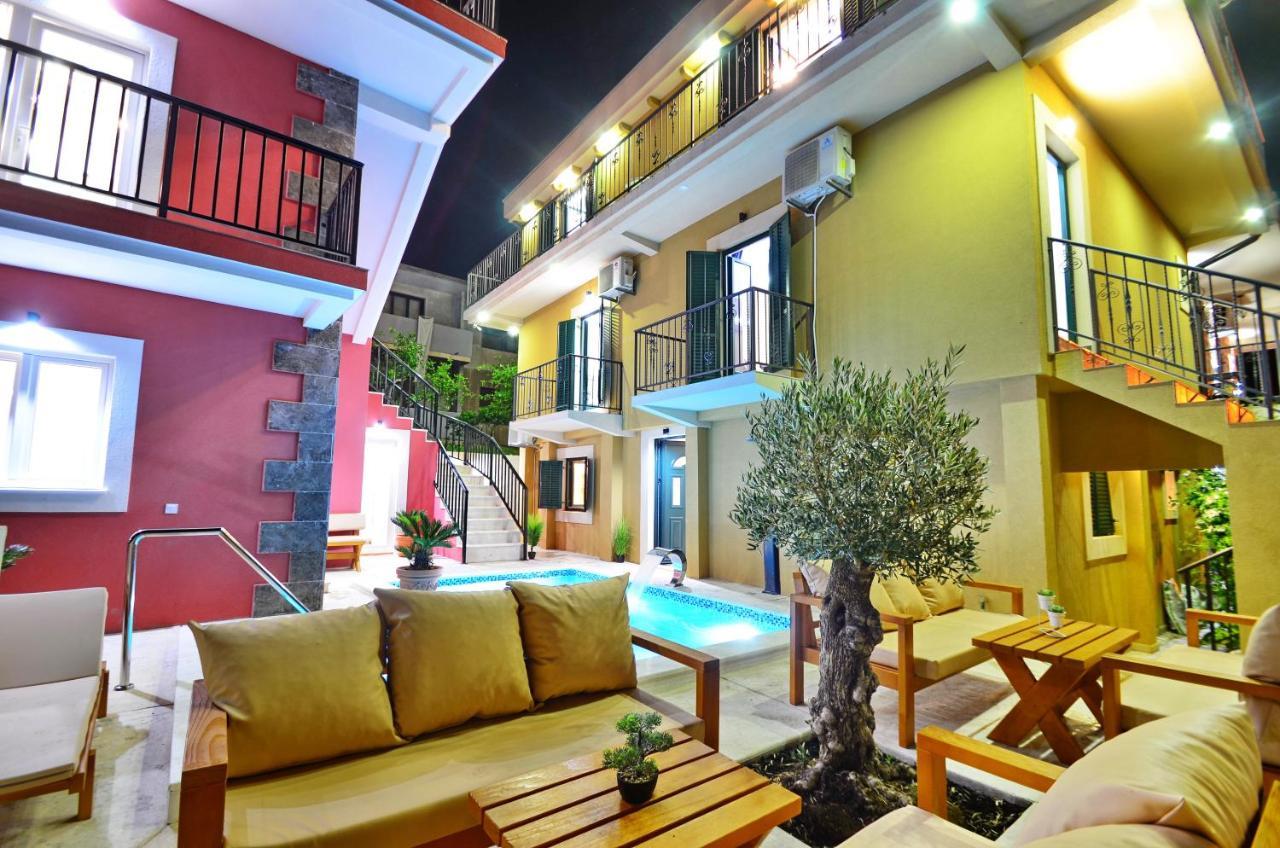 Apartments Lux S Τίβατ Εξωτερικό φωτογραφία