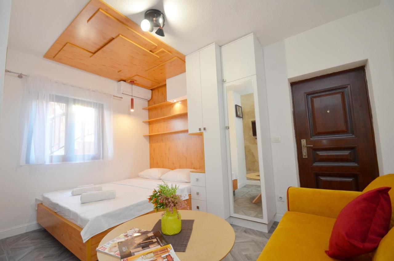 Apartments Lux S Τίβατ Εξωτερικό φωτογραφία