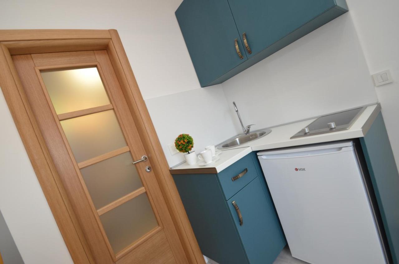 Apartments Lux S Τίβατ Εξωτερικό φωτογραφία