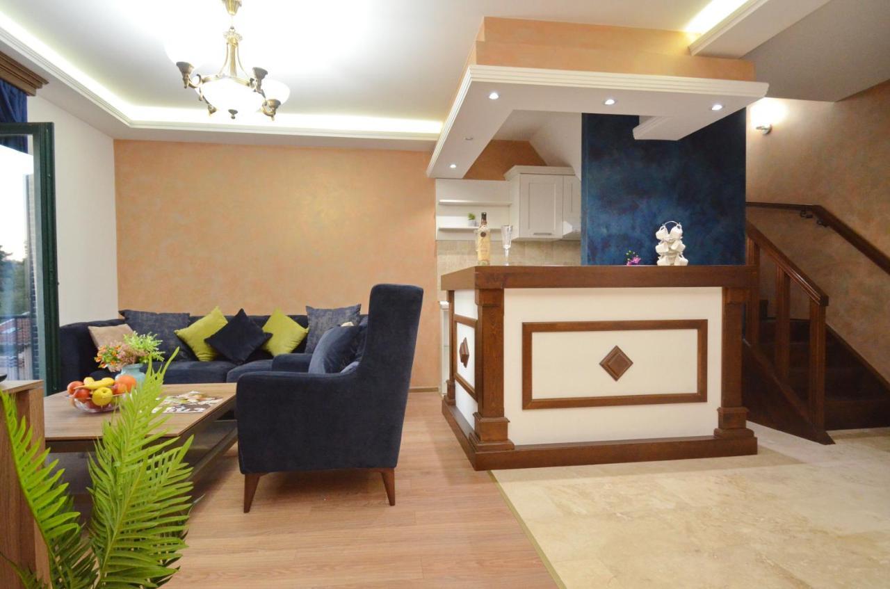 Apartments Lux S Τίβατ Εξωτερικό φωτογραφία