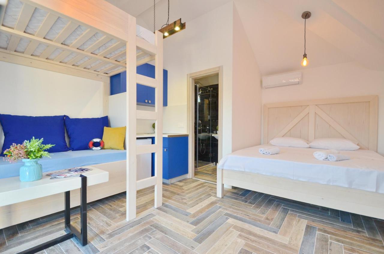 Apartments Lux S Τίβατ Εξωτερικό φωτογραφία
