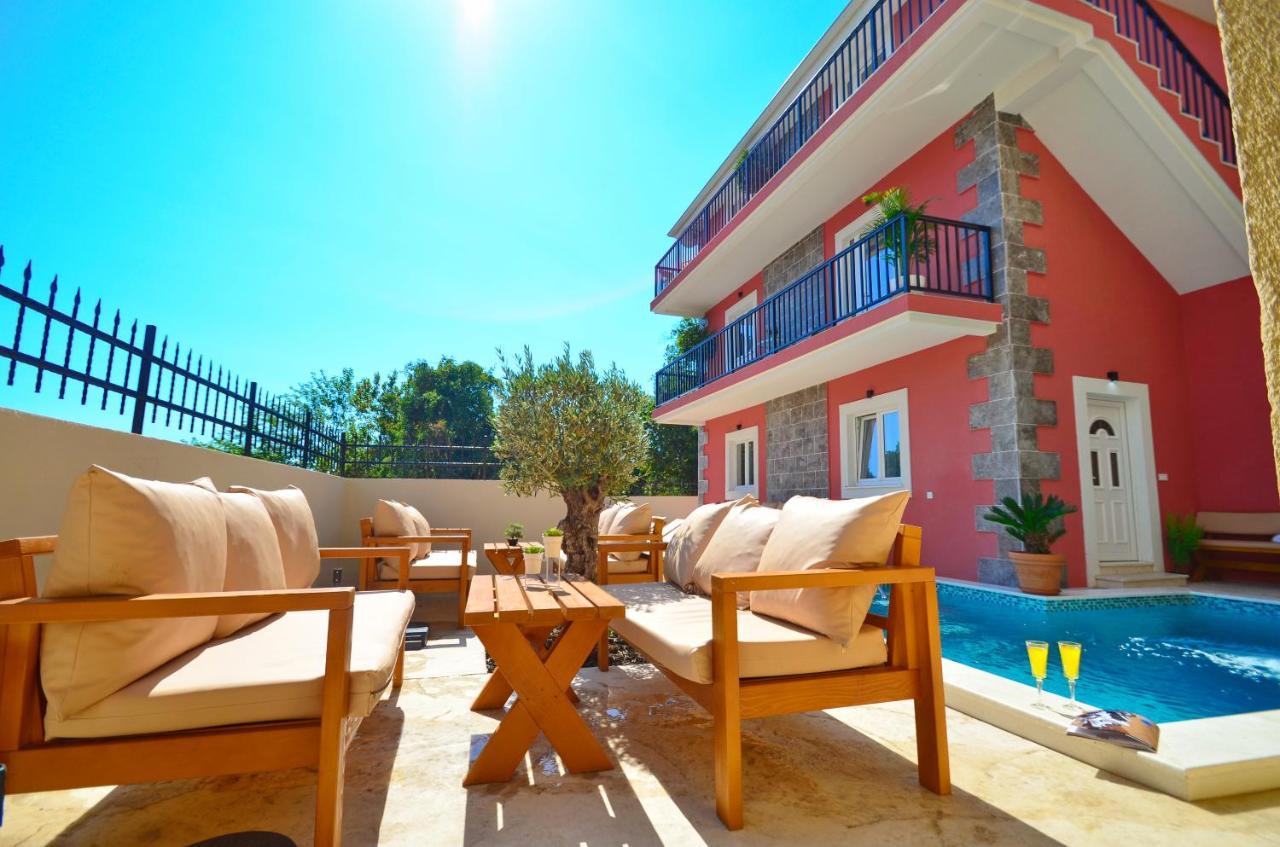 Apartments Lux S Τίβατ Εξωτερικό φωτογραφία